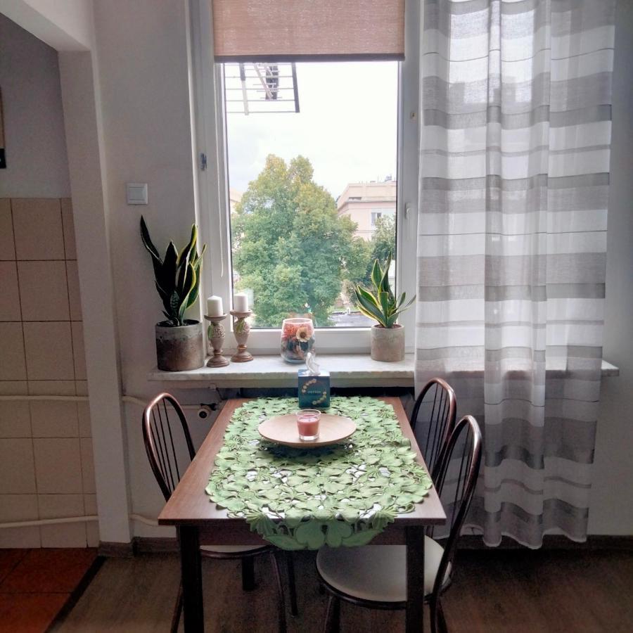 Cicha Kawalerka W Samym Centrum Czestochowa Bagian luar foto